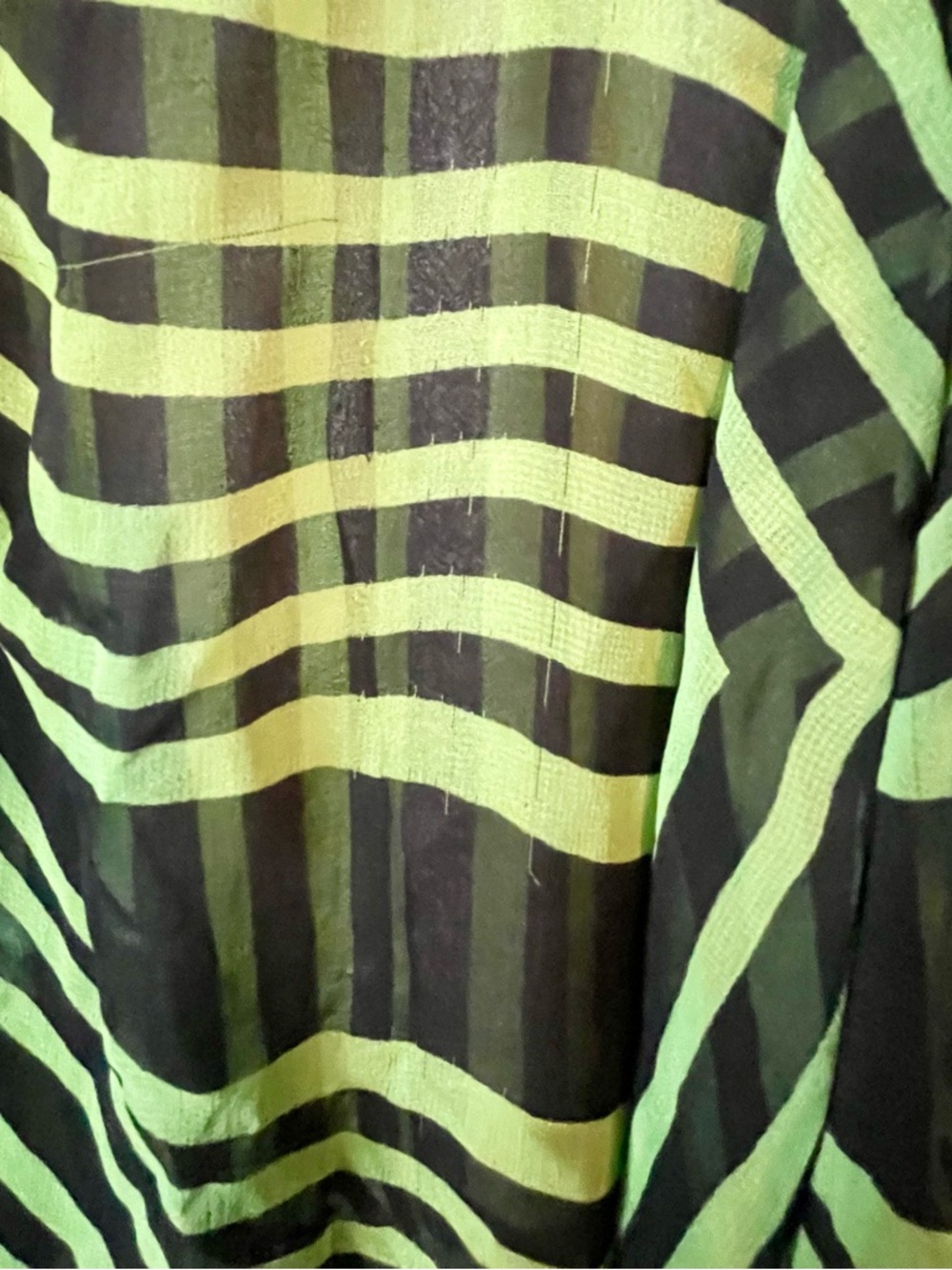 Sheer Green and Black Blouse Size Large ~ Loose Fit ~ Layering Piece - Picture 5 of 6